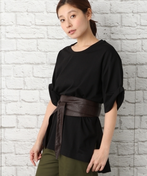 LEPSIM(レプシィム)の「CFソデロールBIGTSS 746774(Tシャツ/カットソー・レディース・ブラウン/オフホワイト/ブラック/サックスブルー/ブラウン系その他/ホワイト/ブラック系その他・FREE)」の5枚目の写真