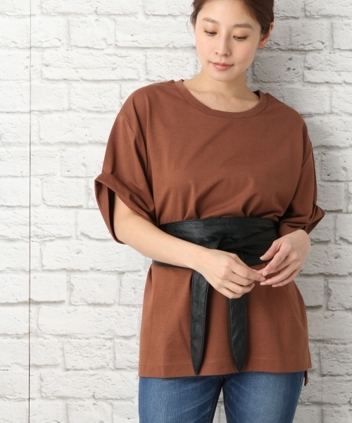 LEPSIM(レプシィム)の「CFソデロールBIGTSS 746774(Tシャツ/カットソー・レディース・ブラウン/オフホワイト/ブラック/サックスブルー/ブラウン系その他/ホワイト/ブラック系その他・FREE)」の6枚目の写真