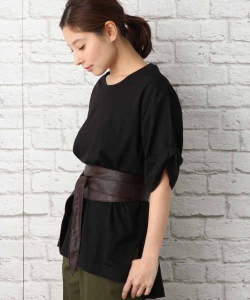 LEPSIM(レプシィム)の「CFソデロールBIGTSS 746774(Tシャツ/カットソー・レディース・ブラウン/オフホワイト/ブラック/サックスブルー/ブラウン系その他/ホワイト/ブラック系その他・FREE)」の4枚目の写真