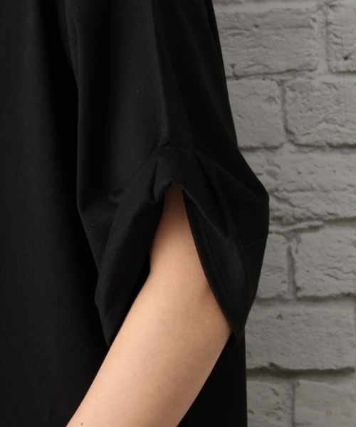 LEPSIM(レプシィム)の「CFソデロールBIGTSS 746774(Tシャツ/カットソー・レディース・ブラウン/オフホワイト/ブラック/サックスブルー/ブラウン系その他/ホワイト/ブラック系その他・FREE)」の16枚目の写真