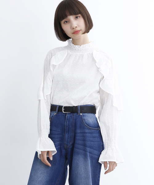 MERLOT(メルロー)の「ドビードットラッフルスリーブブラウス690-6527(シャツ/ブラウス・レディース・ホワイト/ブラック/ピンク/イエロー/ラベンダー・FREE)」の2枚目の写真