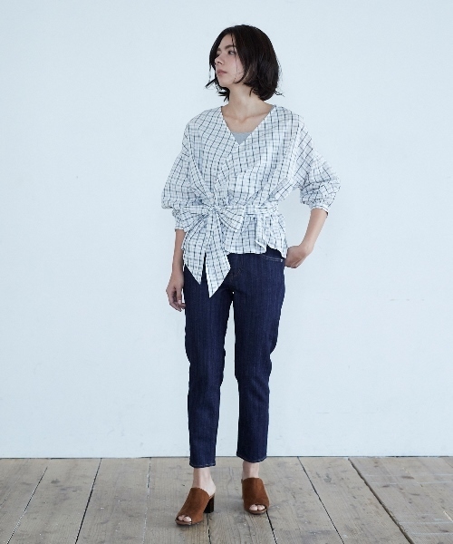 AMERICAN HOLIC（アメリカンホリック）の「テーパードデニム（デニムパンツ・レディース・インディゴブルー/ワンウォッシュ・L/M/S/XS/XXS）」の11枚目の写真