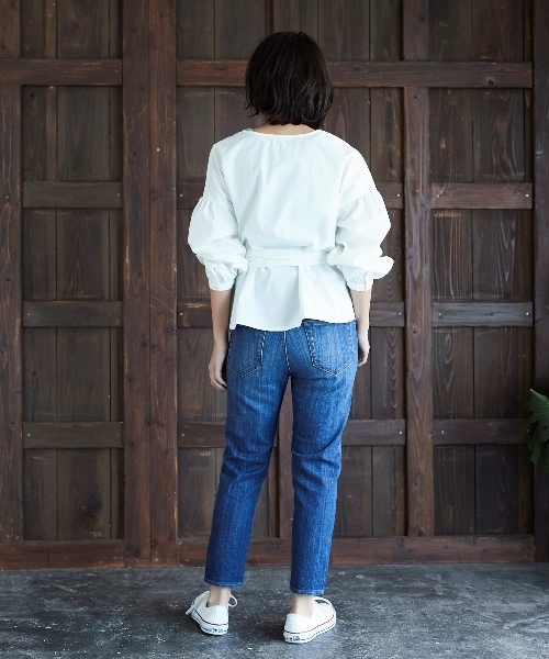 AMERICAN HOLIC（アメリカンホリック）の「テーパードデニム（デニムパンツ・レディース・インディゴブルー/ワンウォッシュ・L/M/S/XS/XXS）」の5枚目の写真