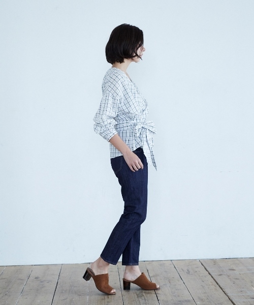 AMERICAN HOLIC（アメリカンホリック）の「テーパードデニム（デニムパンツ・レディース・インディゴブルー/ワンウォッシュ・L/M/S/XS/XXS）」の14枚目の写真