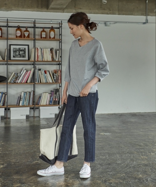 AMERICAN HOLIC（アメリカンホリック）の「テーパードデニム（デニムパンツ・レディース・インディゴブルー/ワンウォッシュ・L/M/S/XS/XXS）」の22枚目の写真