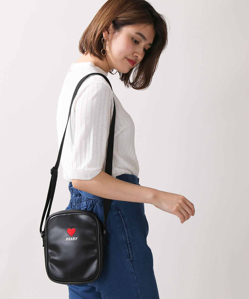 WEGO（ウィゴー）の「WEGO/ボックスミニショルダーバッグ（ショルダーバッグ・レディース・ホワイト/ブラック/その他1/レッド系その他/ブラック系その他・FREE）」の11枚目の写真