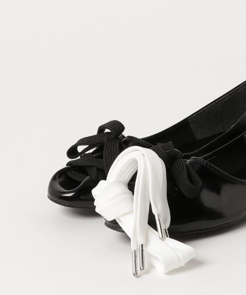 MOUSSY（マウジー）の「LACE UP BALLET SHOES（スニーカー・レディース・レッド/オフホワイト/ブラック・LARGE/MEDIUM/SMALL）」の6枚目の写真