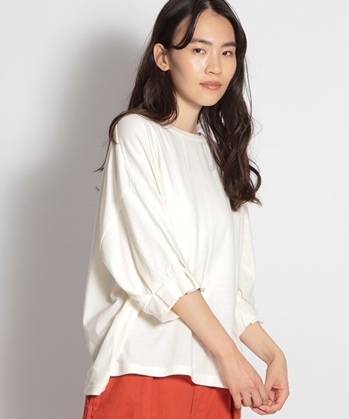 niko and...（ニコアンド）の「ユーズド風加工プルオーバー（Tシャツ/カットソー・レディース・ライトグリーン/オフホワイト/ライトブラウン/ラベンダー・MEDIUM/LARGE）」の2枚目の写真