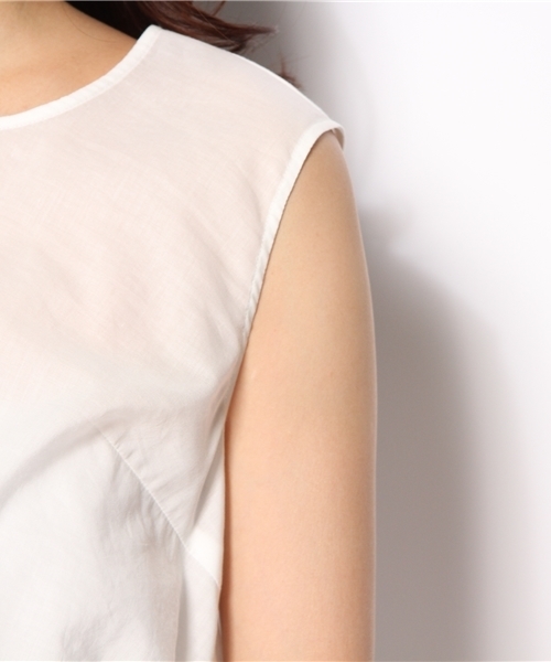 BEAMS LIGHTS Women's(ビームスライツ ウィメンズ)の「△BEAMS LIGHTS / フロントネジリ ノースリーブプルオーバー(シャツ/ブラウス・レディース・オフホワイト/イエロー/グリーン・36/38)」の9枚目の写真