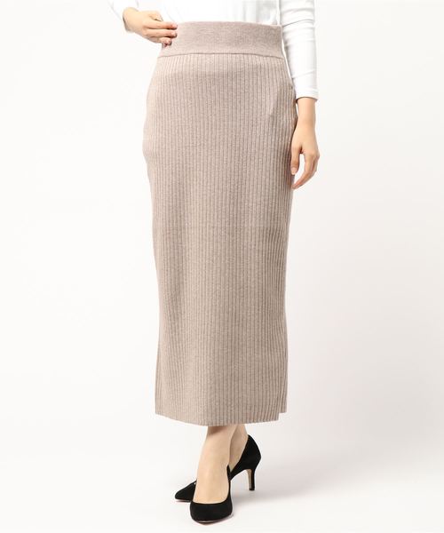 LOWRYS FARM（ローリーズファーム）の「リブニットマキシスカート　818426（スカート・レディース・ブラック/ベージュ/ブラウン・FREE）」の3枚目の写真