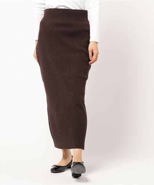 LOWRYS FARM（ローリーズファーム）の「リブニットマキシスカート　818426（スカート・レディース・ブラック/ベージュ/ブラウン・FREE）」の2枚目の写真