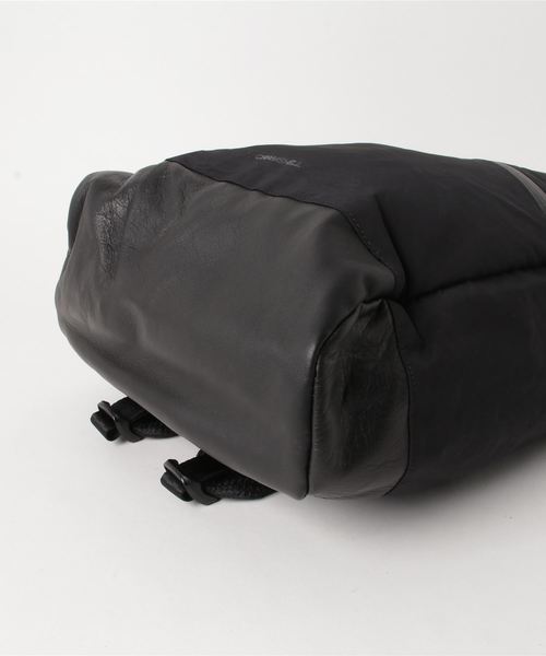 CRAMSHELL(クラムシェル)DAY PACK/デイパック CRAMSHELL(クラムシェル)DAY PACK/デイパック
