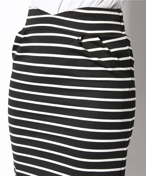 Denime(ドゥニーム)の「ボーダーポンチスカート(スカート・レディース・アイボリー/ブラック/グリーン/ブルー/ネイビー・FREE)」の8枚目の写真