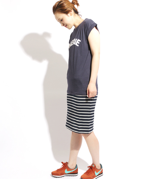 Denime(ドゥニーム)の「ボーダーポンチスカート(スカート・レディース・アイボリー/ブラック/グリーン/ブルー/ネイビー・FREE)」の13枚目の写真