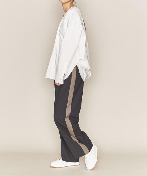 ASTRAET（アストラット）の「ASTRAET（アストラット）Vネック