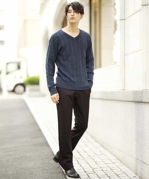 MK MICHEL KLEIN HOMME （エムケーミッシェルクランオム）の「【ON / OFF  switching 】Ｖネックニット／ネオディライト（ニット/セーター・メンズ・ホワイト/ブラック/ブルー/ボルドー・46/48/51）」の5枚目の写真