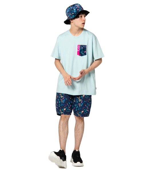 glamb(グラム)の「Reversible logo bucket hat / リバーシブルロゴバケットハット(ハット・メンズ・ブラック・M/L)」の11枚目の写真