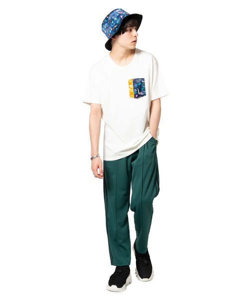 glamb(グラム)の「Reversible logo bucket hat / リバーシブルロゴバケットハット(ハット・メンズ・ブラック・M/L)」の12枚目の写真