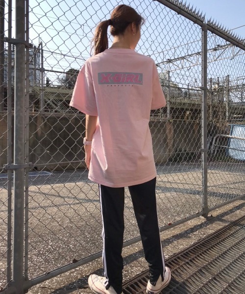 X-girl（エックスガール）の「【ZOZOタウン限定アイテム】X-girl   ビッグシルエットロゴＴシャツ  105201011052（Tシャツ/カットソー・レディース・グリーン/ホワイト/ベージュ/ブラック/ピンク・M/L）」の18枚目の写真