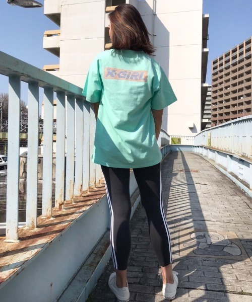 X-girl（エックスガール）の「【ZOZOタウン限定アイテム】X-girl   ビッグシルエットロゴＴシャツ  105201011052（Tシャツ/カットソー・レディース・グリーン/ホワイト/ベージュ/ブラック/ピンク・M/L）」の20枚目の写真