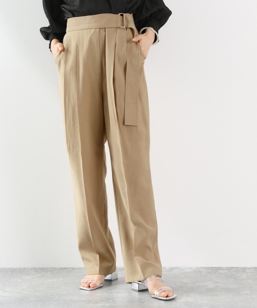 LOWRYS FARM(ローリーズファーム)の「ベルトツキタックパンツ 886978(その他パンツ・レディース・チャコールグレー/ベージュ/アイボリー/カーキ・MEDIUM/LARGE)」の1枚目の写真