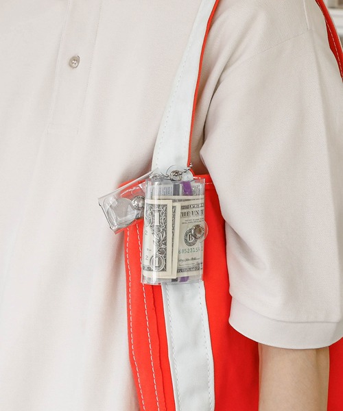 HIGHTIDE（ハイタイド）の「【ハイタイド限定カラー】SALLIES Pocket Pal MINIMAL WALLET サリーズ ポケットパル ミニマル ウォレット クリア 透明 カード 三つ折り財布 小銭入れ（財布・レディース・オレンジ/パープル/イエロー/ブラック/ライトブルー/ターコイズブルー/ピンク/ライトグリーン・FREE）」の14枚目の写真