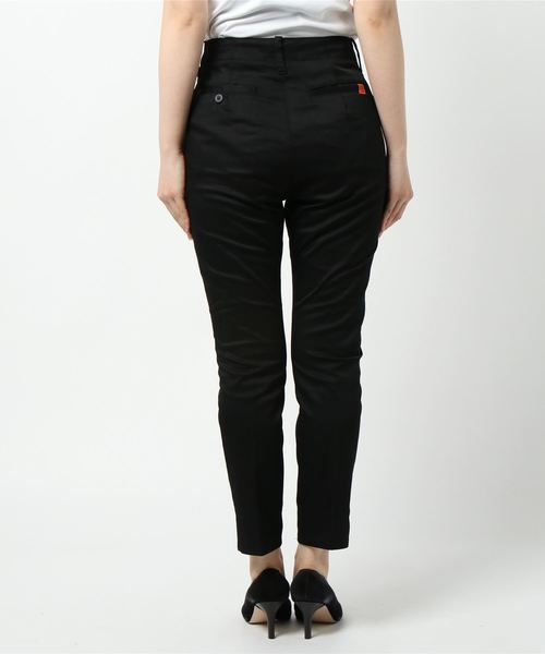 UNIVERSAL OVERALL(ユニバーサルオーバーオール)の「【72】【UNIVERSAL OVERALL】OFFICER Pants(その他パンツ・レディース・ブラック/ベージュ/モカ/ネイビー・SMALL/MEDIUM/LARGE)」の6枚目の写真