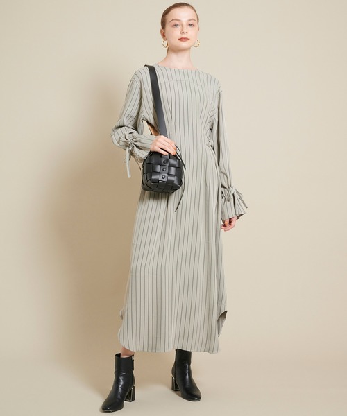 MARY AL TERNA（メアリオルターナ）の「【MARY AL TERNA(メアリオルターナ)】巾着ショルダーバッグ　/SHOULDER BAG HUG　MA0201BG-09（ショルダーバッグ・レディース・ホワイト/ブラウン/ブラック・FREE）」の5枚目の写真