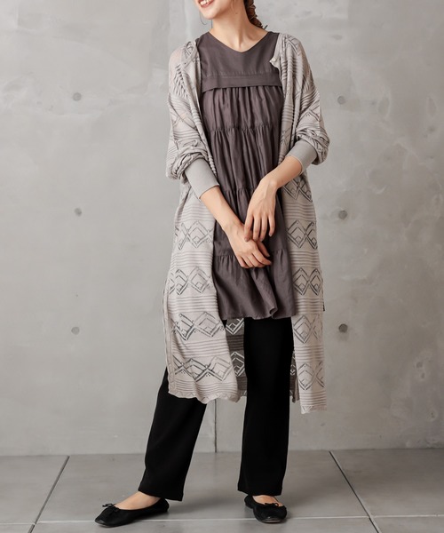 PUAL CE CIN（ピュアルセシン）の「レースジャガードロングカーデ（カーディガン/ボレロ・レディース・ブラック/グレー/グレイッシュベージュ・FREE）」の3枚目の写真