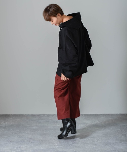 muure（ミュール）の「ボリュームスリーブ パーカーカットソー（Tシャツ/カットソー・レディース・ホワイト/ブラック/グレー・FREE）」の16枚目の写真