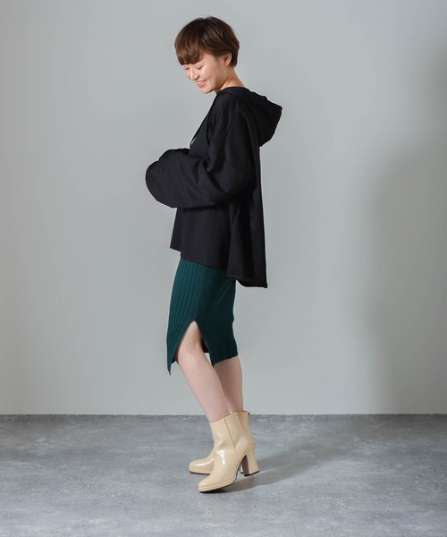 muure（ミュール）の「ボリュームスリーブ パーカーカットソー（Tシャツ/カットソー・レディース・ホワイト/ブラック/グレー・FREE）」の18枚目の写真