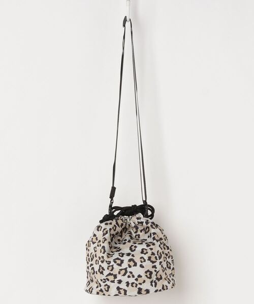 KiU（キウ）の「KiU レインバッグ 300D ドローストリング (巾着バッグ)（ショルダーバッグ・レディース・その他2/その他3/その他4・FREE）」の5枚目の写真