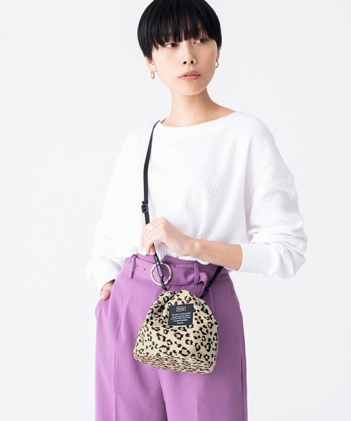 KiU（キウ）の「KiU レインバッグ 300D ドローストリング (巾着バッグ)（ショルダーバッグ・レディース・その他2/その他3/その他4・FREE）」の4枚目の写真