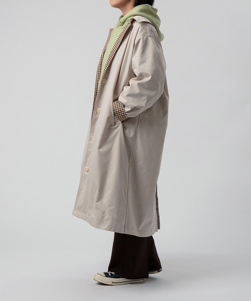 neu-tre(ヌートル)の「【WEARISTA Kumika】裏地チェックステンカラーコート(ステンカラーコート・レディース・ベージュ/ホワイト・FREE)」の5枚目の写真