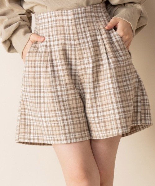 Mysa&Liina(ミーサリーナ)の「ハイウエストショートパンツ(その他パンツ・レディース・ブラック/ピンク/A/B/キナリ・M)」の2枚目の写真