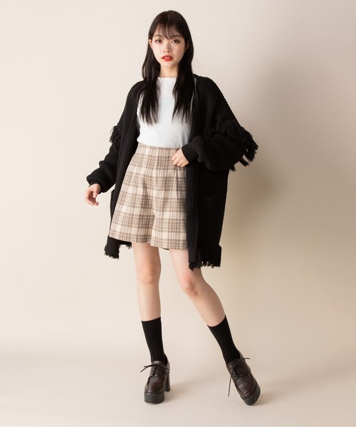 Mysa&Liina(ミーサリーナ)の「ハイウエストショートパンツ(その他パンツ・レディース・ブラック/ピンク/A/B/キナリ・M)」の8枚目の写真