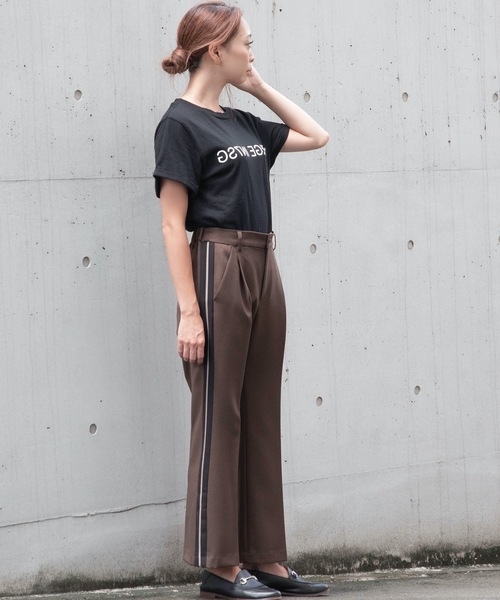 La SRIC（ラスリック）の「La SRIC / アンクル丈フレアサイドラインパンツ（その他パンツ・レディース・ダークブラウン/グリーン・38）」の16枚目の写真