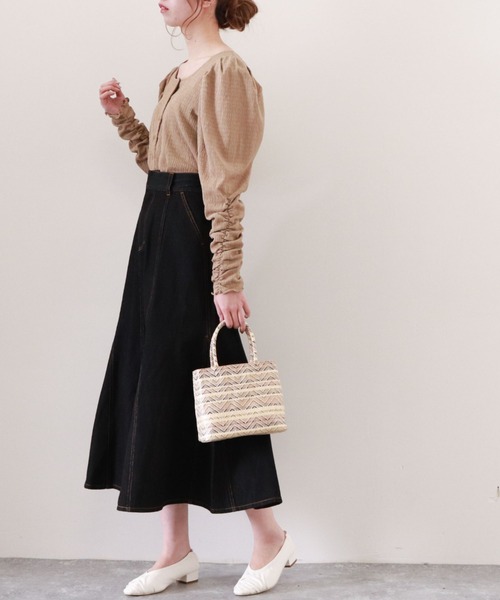 archives(アルシーヴ)の「切替フレアデニムスカート(スカート・レディース・ブラック/ロイヤルブルー/アイボリー・MEDIUM)」の9枚目の写真