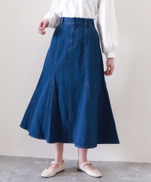 archives(アルシーヴ)の「切替フレアデニムスカート(スカート・レディース・ブラック/ロイヤルブルー/アイボリー・MEDIUM)」の12枚目の写真