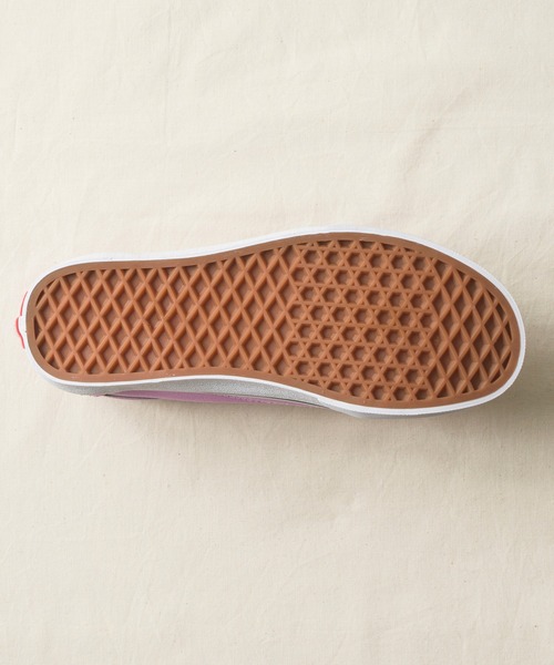 And A（アンドエー）の「VANS ヴァンズ / OLD SKOOL ORCHID/TRUE WHITE オールドスクール スエードローカットスニーカー / VN0A3WKT3SQ（スニーカー・レディース・ラベンダー・23cm/23.5cm/24cm）」の5枚目の写真