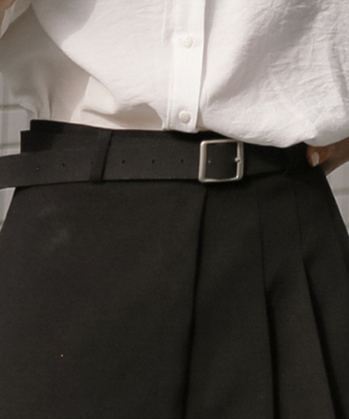 aimoha（アイモハ）の「ベルトつきデザインミニスカート（スカート・レディース・ブラック/グレー・LARGE/SMALL/MEDIUM）」の6枚目の写真