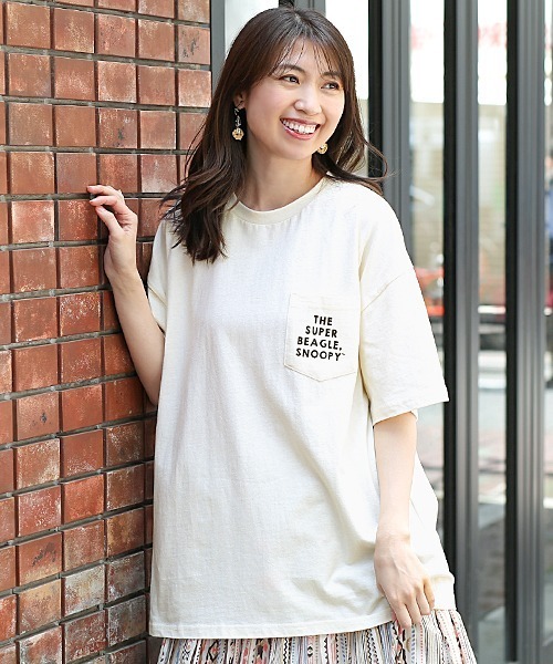 チチカカ（チチカカ）の「スヌーピードリンクＴシャツ（Tシャツ/カットソー・レディース・オフホワイト・MEDIUM）」の9枚目の写真