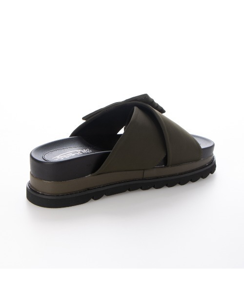 Realta（レアルタ）の「Realta(レアルタ) ジップポケット付きクロスベルト サンダル（サンダル・レディース・ブラック/グレー/カーキ・S/M/L/LL）」の11枚目の写真