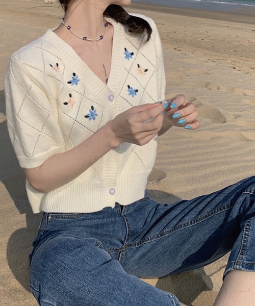 meJane(ミージェーン)の「フラワーモチーフVネックカーディガン(カーディガン/ボレロ・レディース・ホワイト/ピンク/ブルー・FREE)」の16枚目の写真