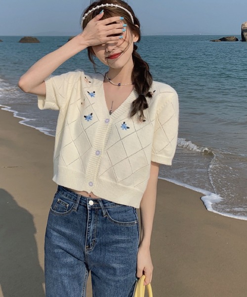 meJane(ミージェーン)の「フラワーモチーフVネックカーディガン(カーディガン/ボレロ・レディース・ホワイト/ピンク/ブルー・FREE)」の6枚目の写真