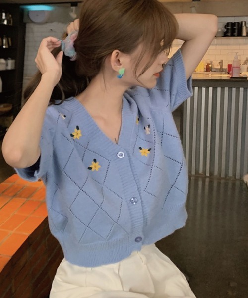 meJane(ミージェーン)の「フラワーモチーフVネックカーディガン(カーディガン/ボレロ・レディース・ホワイト/ピンク/ブルー・FREE)」の14枚目の写真