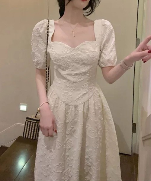 aimoha(アイモハ)の「プリンセス風風立体感生地ドレス(ドレス・レディース・ブラック/ホワイト・LARGE/SMALL/MEDIUM)」の6枚目の写真