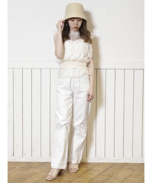 dazzlin（ダズリン）の「レースリブペプラムブラウス（シャツ/ブラウス・レディース・ブラック/グレー/オフホワイト・FREE）」の6枚目の写真