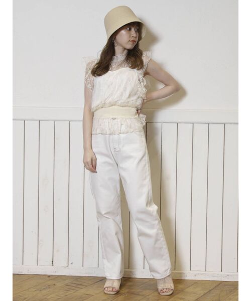 dazzlin（ダズリン）の「レースリブペプラムブラウス（シャツ/ブラウス・レディース・ブラック/グレー/オフホワイト・FREE）」の4枚目の写真