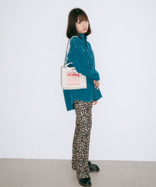 X-girl（エックスガール）の「REPEAT LOGO CANVAS 2WAY MINI TOTE BAG（トートバッグ・レディース・ホワイト/ブラック/ベージュ・ONE SIZE）」の6枚目の写真